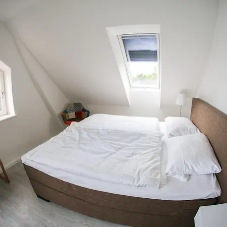 Gutshaus 6